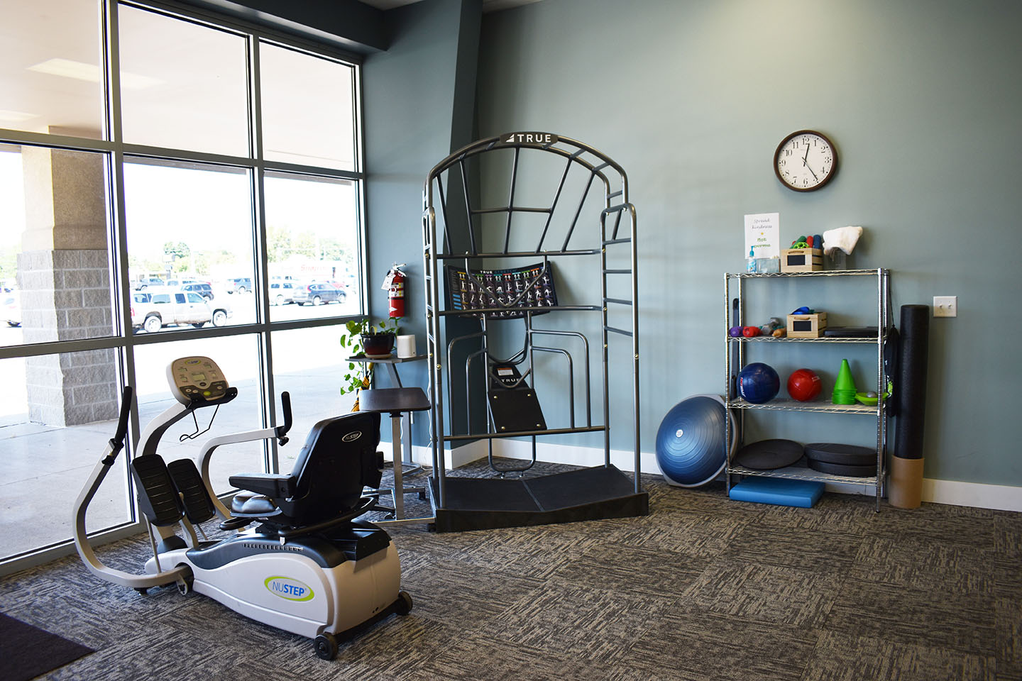 kinetic edge physical therapy Centerville facilities 4