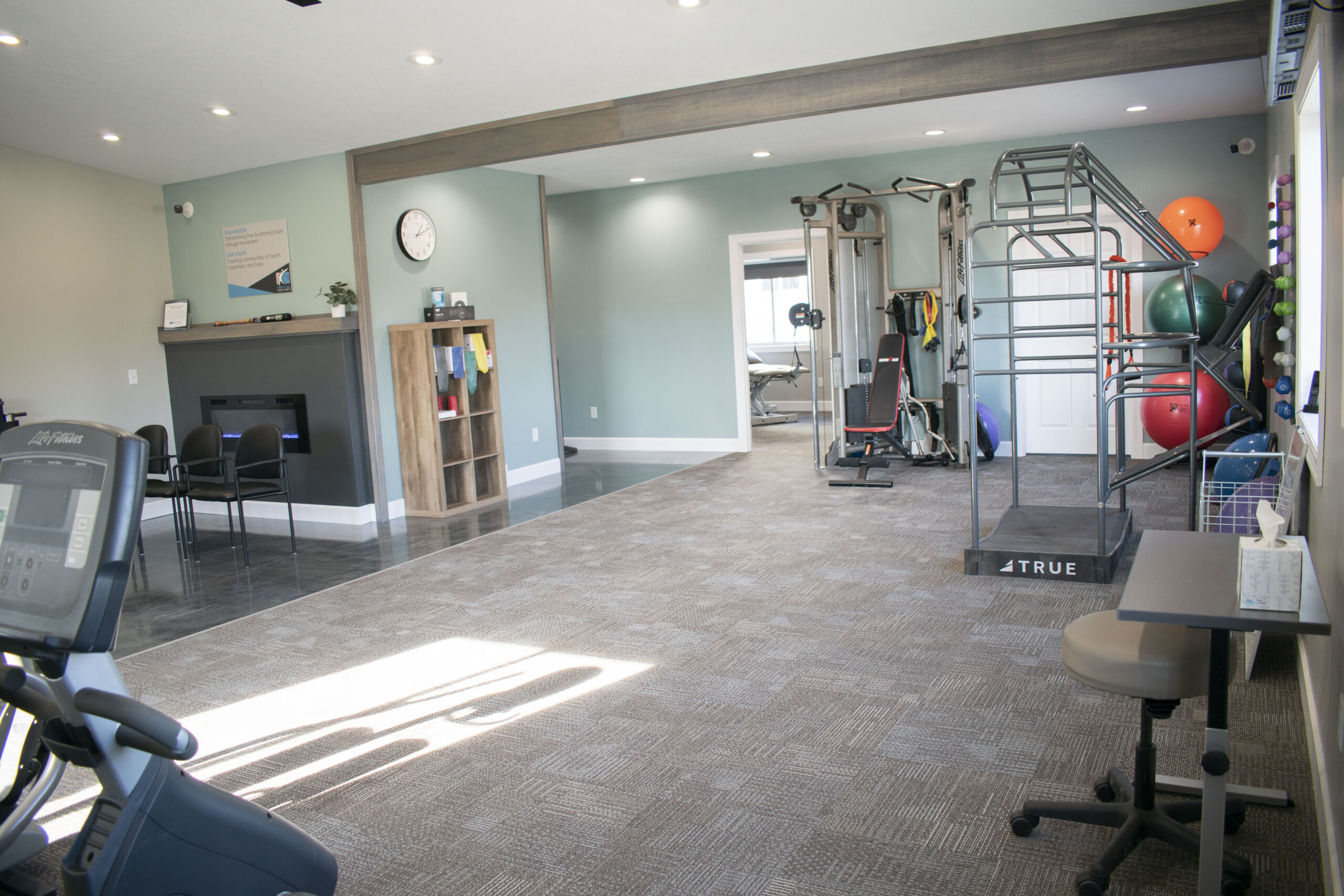 kinetic edge physical therapy Albia facilities 2